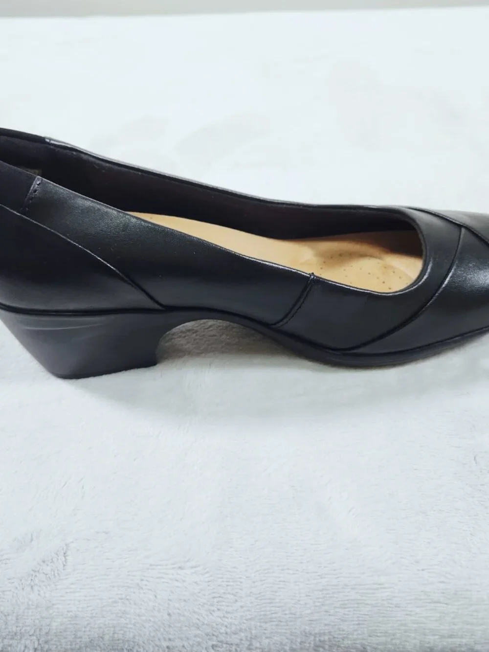Clarks Collection Womens Shoes Size 8 Wide Black Ultimate Comfort 2 Inch Heel
